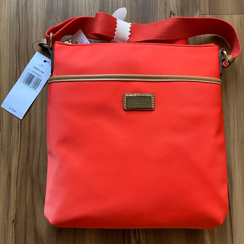 Tommy Hilfiger Crossbody Bag